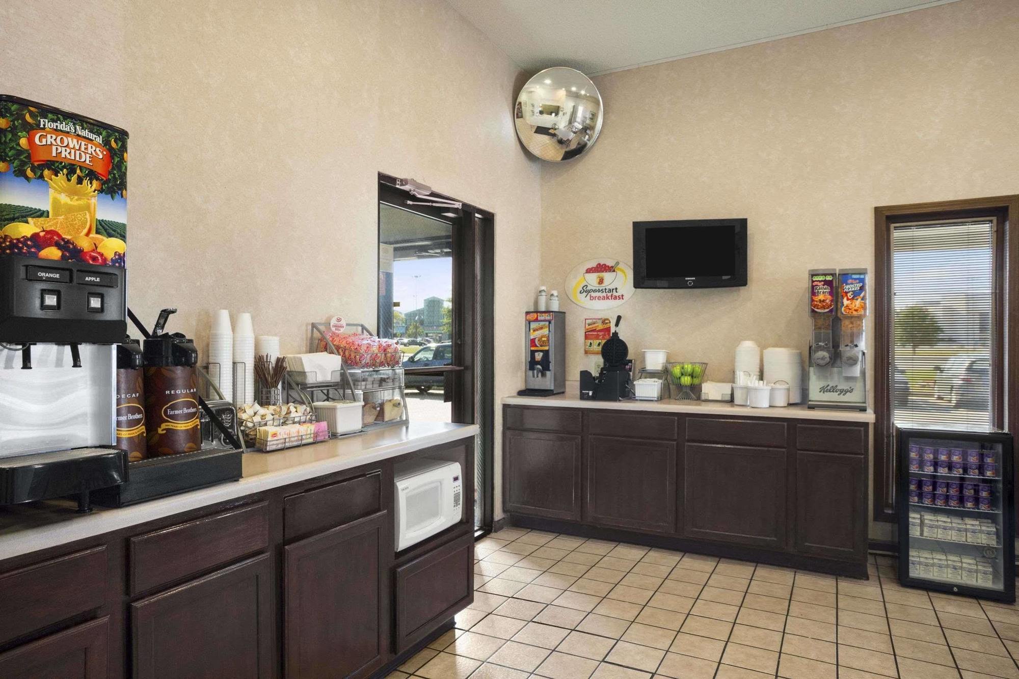 Motel Super 8 By Wyndham Carbondale Extérieur photo