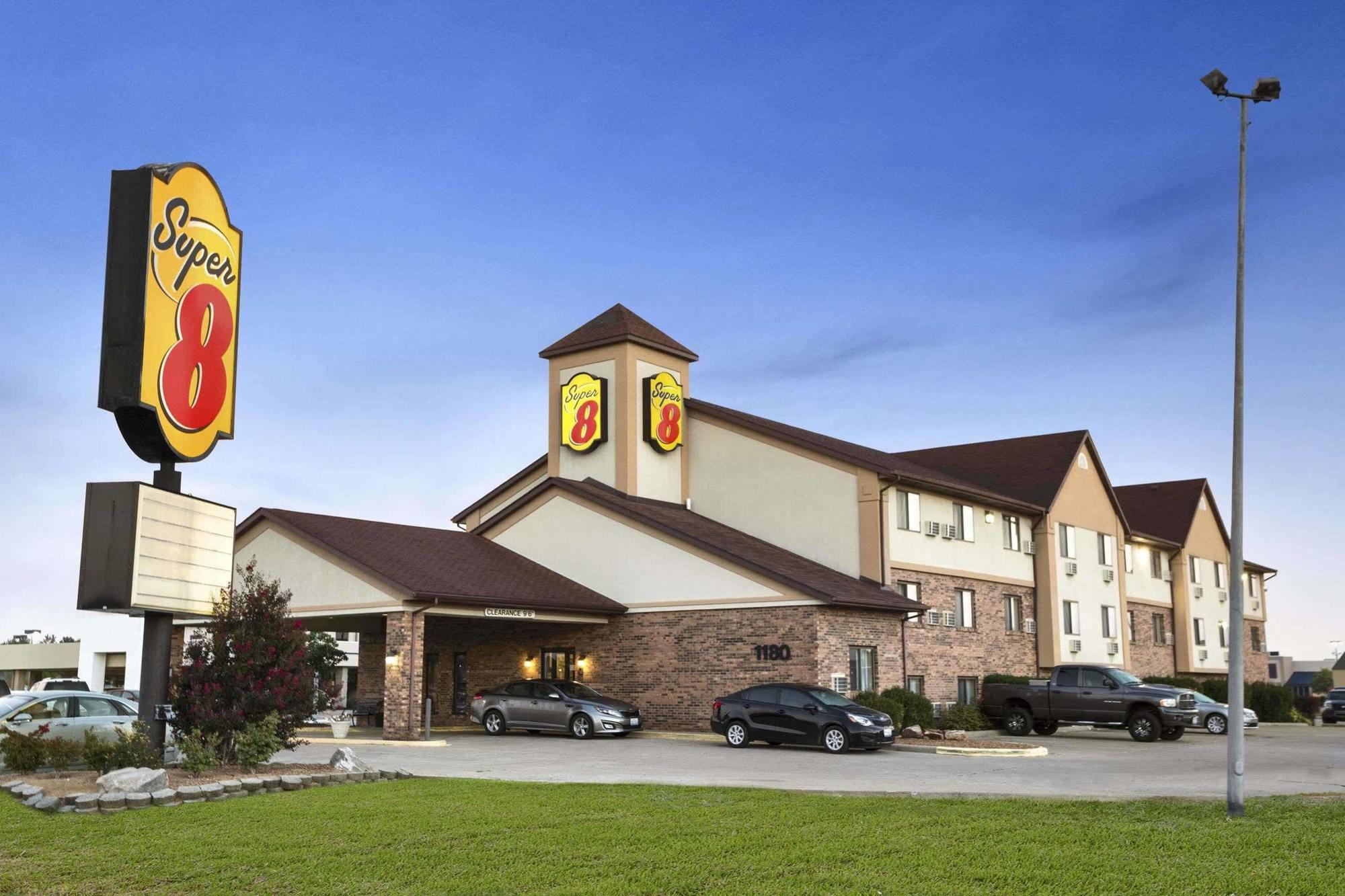 Motel Super 8 By Wyndham Carbondale Extérieur photo